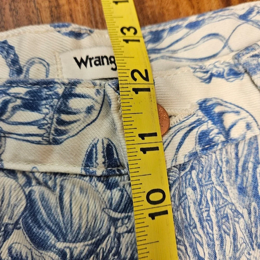 Wrangler Wanderer High Rise Flare Jeans Blue Sea Life Toile Print 29x34 Western - Picture 6 of 11